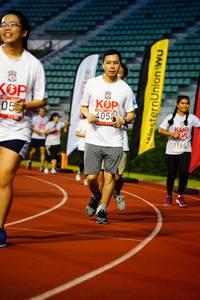 BIB: 053, 4050, 7165
                            <button type="button" onclick="openModal(5901619)" class="btn btn-primary btn-sm float-right btn-popup" data-toggle="modal" data-target=".modal-high-quality">
                        <i class="fas fa-shopping-cart"></i> Add to Cart
                    </button>
                                            <button type="button" onclick="isThisMe(5901619, true)" class="btn btn-success btn-sm float-right btn-popup btn-isme hidden" data-toggle="tooltip" data-placement="bottom" title="นี่คือรูปของคุณใช่ไหม คลิกที่นี่เพื่อเอาเข้าอัลบั้ม">
                        <i class="fas fa-plus"></i> Add to album
                    </button>
                    <button type="button" onclick="isThisMe(5901619, false)" class="btn btn-warning btn-sm float-right btn-popup btn-isnotme hidden">
                        <i class="fas fa-ban"></i> Remove from album
                    </button>