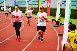 BIB: 4930, 3339
                            <button type="button" onclick="openModal(5947136)" class="btn btn-primary btn-sm float-right btn-popup" data-toggle="modal" data-target=".modal-high-quality">
                        <i class="fas fa-shopping-cart"></i> Add to Cart
                    </button>
                                            <button type="button" onclick="isThisMe(5947136, true)" class="btn btn-success btn-sm float-right btn-popup btn-isme hidden" data-toggle="tooltip" data-placement="bottom" title="นี่คือรูปของคุณใช่ไหม คลิกที่นี่เพื่อเอาเข้าอัลบั้ม">
                        <i class="fas fa-plus"></i> Add to album
                    </button>
                    <button type="button" onclick="isThisMe(5947136, false)" class="btn btn-warning btn-sm float-right btn-popup btn-isnotme hidden">
                        <i class="fas fa-ban"></i> Remove from album
                    </button>