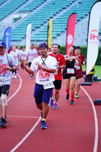 BIB: 403, 201, 6436
                            <button type="button" onclick="openModal(5922437)" class="btn btn-primary btn-sm float-right btn-popup" data-toggle="modal" data-target=".modal-high-quality">
                        <i class="fas fa-shopping-cart"></i> Add to Cart
                    </button>
                                            <button type="button" onclick="isThisMe(5922437, true)" class="btn btn-success btn-sm float-right btn-popup btn-isme hidden" data-toggle="tooltip" data-placement="bottom" title="นี่คือรูปของคุณใช่ไหม คลิกที่นี่เพื่อเอาเข้าอัลบั้ม">
                        <i class="fas fa-plus"></i> Add to album
                    </button>
                    <button type="button" onclick="isThisMe(5922437, false)" class="btn btn-warning btn-sm float-right btn-popup btn-isnotme hidden">
                        <i class="fas fa-ban"></i> Remove from album
                    </button>