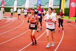 BIB: 1197, 5688
                            <button type="button" onclick="openModal(5947505)" class="btn btn-primary btn-sm float-right btn-popup" data-toggle="modal" data-target=".modal-high-quality">
                        <i class="fas fa-shopping-cart"></i> Add to Cart
                    </button>
                                            <button type="button" onclick="isThisMe(5947505, true)" class="btn btn-success btn-sm float-right btn-popup btn-isme hidden" data-toggle="tooltip" data-placement="bottom" title="นี่คือรูปของคุณใช่ไหม คลิกที่นี่เพื่อเอาเข้าอัลบั้ม">
                        <i class="fas fa-plus"></i> Add to album
                    </button>
                    <button type="button" onclick="isThisMe(5947505, false)" class="btn btn-warning btn-sm float-right btn-popup btn-isnotme hidden">
                        <i class="fas fa-ban"></i> Remove from album
                    </button>