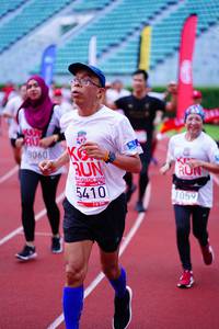 BIB: 9060, 2019, 5410, 7059
                            <button type="button" onclick="openModal(5923101)" class="btn btn-primary btn-sm float-right btn-popup" data-toggle="modal" data-target=".modal-high-quality">
                        <i class="fas fa-shopping-cart"></i> Add to Cart
                    </button>
                                            <button type="button" onclick="isThisMe(5923101, true)" class="btn btn-success btn-sm float-right btn-popup btn-isme hidden" data-toggle="tooltip" data-placement="bottom" title="นี่คือรูปของคุณใช่ไหม คลิกที่นี่เพื่อเอาเข้าอัลบั้ม">
                        <i class="fas fa-plus"></i> Add to album
                    </button>
                    <button type="button" onclick="isThisMe(5923101, false)" class="btn btn-warning btn-sm float-right btn-popup btn-isnotme hidden">
                        <i class="fas fa-ban"></i> Remove from album
                    </button>