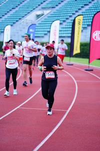 BIB: 5826, 1568
                            <button type="button" onclick="openModal(5909337)" class="btn btn-primary btn-sm float-right btn-popup" data-toggle="modal" data-target=".modal-high-quality">
                        <i class="fas fa-shopping-cart"></i> Add to Cart
                    </button>
                                            <button type="button" onclick="isThisMe(5909337, true)" class="btn btn-success btn-sm float-right btn-popup btn-isme hidden" data-toggle="tooltip" data-placement="bottom" title="นี่คือรูปของคุณใช่ไหม คลิกที่นี่เพื่อเอาเข้าอัลบั้ม">
                        <i class="fas fa-plus"></i> Add to album
                    </button>
                    <button type="button" onclick="isThisMe(5909337, false)" class="btn btn-warning btn-sm float-right btn-popup btn-isnotme hidden">
                        <i class="fas fa-ban"></i> Remove from album
                    </button>