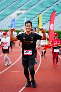 BIB: 4019
                            <button type="button" onclick="openModal(5923185)" class="btn btn-primary btn-sm float-right btn-popup" data-toggle="modal" data-target=".modal-high-quality">
                        <i class="fas fa-shopping-cart"></i> Add to Cart
                    </button>
                                            <button type="button" onclick="isThisMe(5923185, true)" class="btn btn-success btn-sm float-right btn-popup btn-isme hidden" data-toggle="tooltip" data-placement="bottom" title="นี่คือรูปของคุณใช่ไหม คลิกที่นี่เพื่อเอาเข้าอัลบั้ม">
                        <i class="fas fa-plus"></i> Add to album
                    </button>
                    <button type="button" onclick="isThisMe(5923185, false)" class="btn btn-warning btn-sm float-right btn-popup btn-isnotme hidden">
                        <i class="fas fa-ban"></i> Remove from album
                    </button>