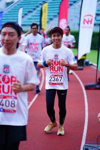 BIB: 201, 408, 2367
                            <button type="button" onclick="openModal(5921642)" class="btn btn-primary btn-sm float-right btn-popup" data-toggle="modal" data-target=".modal-high-quality">
                        <i class="fas fa-shopping-cart"></i> Add to Cart
                    </button>
                                            <button type="button" onclick="isThisMe(5921642, true)" class="btn btn-success btn-sm float-right btn-popup btn-isme hidden" data-toggle="tooltip" data-placement="bottom" title="นี่คือรูปของคุณใช่ไหม คลิกที่นี่เพื่อเอาเข้าอัลบั้ม">
                        <i class="fas fa-plus"></i> Add to album
                    </button>
                    <button type="button" onclick="isThisMe(5921642, false)" class="btn btn-warning btn-sm float-right btn-popup btn-isnotme hidden">
                        <i class="fas fa-ban"></i> Remove from album
                    </button>