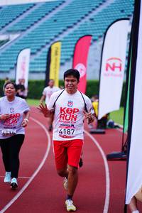 BIB: 4187, 6515
                            <button type="button" onclick="openModal(5914876)" class="btn btn-primary btn-sm float-right btn-popup" data-toggle="modal" data-target=".modal-high-quality">
                        <i class="fas fa-shopping-cart"></i> Add to Cart
                    </button>
                                            <button type="button" onclick="isThisMe(5914876, true)" class="btn btn-success btn-sm float-right btn-popup btn-isme hidden" data-toggle="tooltip" data-placement="bottom" title="นี่คือรูปของคุณใช่ไหม คลิกที่นี่เพื่อเอาเข้าอัลบั้ม">
                        <i class="fas fa-plus"></i> Add to album
                    </button>
                    <button type="button" onclick="isThisMe(5914876, false)" class="btn btn-warning btn-sm float-right btn-popup btn-isnotme hidden">
                        <i class="fas fa-ban"></i> Remove from album
                    </button>