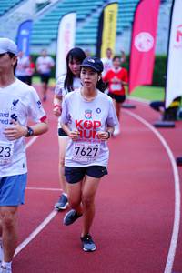 BIB: 2019, 7627
                            <button type="button" onclick="openModal(5915630)" class="btn btn-primary btn-sm float-right btn-popup" data-toggle="modal" data-target=".modal-high-quality">
                        <i class="fas fa-shopping-cart"></i> Add to Cart
                    </button>
                                            <button type="button" onclick="isThisMe(5915630, true)" class="btn btn-success btn-sm float-right btn-popup btn-isme hidden" data-toggle="tooltip" data-placement="bottom" title="นี่คือรูปของคุณใช่ไหม คลิกที่นี่เพื่อเอาเข้าอัลบั้ม">
                        <i class="fas fa-plus"></i> Add to album
                    </button>
                    <button type="button" onclick="isThisMe(5915630, false)" class="btn btn-warning btn-sm float-right btn-popup btn-isnotme hidden">
                        <i class="fas fa-ban"></i> Remove from album
                    </button>