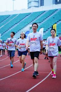 BIB: 9073, 9076, 448
                            <button type="button" onclick="openModal(5909364)" class="btn btn-primary btn-sm float-right btn-popup" data-toggle="modal" data-target=".modal-high-quality">
                        <i class="fas fa-shopping-cart"></i> Add to Cart
                    </button>
                                            <button type="button" onclick="isThisMe(5909364, true)" class="btn btn-success btn-sm float-right btn-popup btn-isme hidden" data-toggle="tooltip" data-placement="bottom" title="นี่คือรูปของคุณใช่ไหม คลิกที่นี่เพื่อเอาเข้าอัลบั้ม">
                        <i class="fas fa-plus"></i> Add to album
                    </button>
                    <button type="button" onclick="isThisMe(5909364, false)" class="btn btn-warning btn-sm float-right btn-popup btn-isnotme hidden">
                        <i class="fas fa-ban"></i> Remove from album
                    </button>