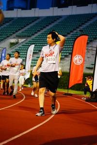 BIB: 8450
                            <button type="button" onclick="openModal(5904305)" class="btn btn-primary btn-sm float-right btn-popup" data-toggle="modal" data-target=".modal-high-quality">
                        <i class="fas fa-shopping-cart"></i> Add to Cart
                    </button>
                                            <button type="button" onclick="isThisMe(5904305, true)" class="btn btn-success btn-sm float-right btn-popup btn-isme hidden" data-toggle="tooltip" data-placement="bottom" title="นี่คือรูปของคุณใช่ไหม คลิกที่นี่เพื่อเอาเข้าอัลบั้ม">
                        <i class="fas fa-plus"></i> Add to album
                    </button>
                    <button type="button" onclick="isThisMe(5904305, false)" class="btn btn-warning btn-sm float-right btn-popup btn-isnotme hidden">
                        <i class="fas fa-ban"></i> Remove from album
                    </button>