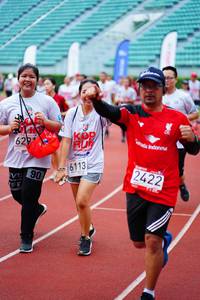 BIB: 629, 6113, 2422
                            <button type="button" onclick="openModal(5924702)" class="btn btn-primary btn-sm float-right btn-popup" data-toggle="modal" data-target=".modal-high-quality">
                        <i class="fas fa-shopping-cart"></i> Add to Cart
                    </button>
                                            <button type="button" onclick="isThisMe(5924702, true)" class="btn btn-success btn-sm float-right btn-popup btn-isme hidden" data-toggle="tooltip" data-placement="bottom" title="นี่คือรูปของคุณใช่ไหม คลิกที่นี่เพื่อเอาเข้าอัลบั้ม">
                        <i class="fas fa-plus"></i> Add to album
                    </button>
                    <button type="button" onclick="isThisMe(5924702, false)" class="btn btn-warning btn-sm float-right btn-popup btn-isnotme hidden">
                        <i class="fas fa-ban"></i> Remove from album
                    </button>