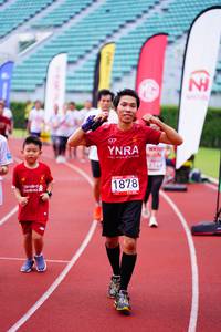 BIB: 1878
                            <button type="button" onclick="openModal(5918311)" class="btn btn-primary btn-sm float-right btn-popup" data-toggle="modal" data-target=".modal-high-quality">
                        <i class="fas fa-shopping-cart"></i> Add to Cart
                    </button>
                                            <button type="button" onclick="isThisMe(5918311, true)" class="btn btn-success btn-sm float-right btn-popup btn-isme hidden" data-toggle="tooltip" data-placement="bottom" title="นี่คือรูปของคุณใช่ไหม คลิกที่นี่เพื่อเอาเข้าอัลบั้ม">
                        <i class="fas fa-plus"></i> Add to album
                    </button>
                    <button type="button" onclick="isThisMe(5918311, false)" class="btn btn-warning btn-sm float-right btn-popup btn-isnotme hidden">
                        <i class="fas fa-ban"></i> Remove from album
                    </button>