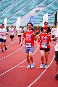 BIB: 6558, 6559
                            <button type="button" onclick="openModal(5919928)" class="btn btn-primary btn-sm float-right btn-popup" data-toggle="modal" data-target=".modal-high-quality">
                        <i class="fas fa-shopping-cart"></i> Add to Cart
                    </button>
                                            <button type="button" onclick="isThisMe(5919928, true)" class="btn btn-success btn-sm float-right btn-popup btn-isme hidden" data-toggle="tooltip" data-placement="bottom" title="นี่คือรูปของคุณใช่ไหม คลิกที่นี่เพื่อเอาเข้าอัลบั้ม">
                        <i class="fas fa-plus"></i> Add to album
                    </button>
                    <button type="button" onclick="isThisMe(5919928, false)" class="btn btn-warning btn-sm float-right btn-popup btn-isnotme hidden">
                        <i class="fas fa-ban"></i> Remove from album
                    </button>