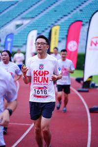 BIB: 2019, 1618
                            <button type="button" onclick="openModal(5918656)" class="btn btn-primary btn-sm float-right btn-popup" data-toggle="modal" data-target=".modal-high-quality">
                        <i class="fas fa-shopping-cart"></i> Add to Cart
                    </button>
                                            <button type="button" onclick="isThisMe(5918656, true)" class="btn btn-success btn-sm float-right btn-popup btn-isme hidden" data-toggle="tooltip" data-placement="bottom" title="นี่คือรูปของคุณใช่ไหม คลิกที่นี่เพื่อเอาเข้าอัลบั้ม">
                        <i class="fas fa-plus"></i> Add to album
                    </button>
                    <button type="button" onclick="isThisMe(5918656, false)" class="btn btn-warning btn-sm float-right btn-popup btn-isnotme hidden">
                        <i class="fas fa-ban"></i> Remove from album
                    </button>