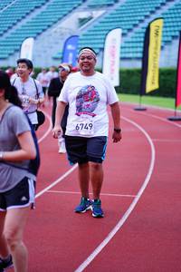 BIB: 925, 6749
                            <button type="button" onclick="openModal(5911762)" class="btn btn-primary btn-sm float-right btn-popup" data-toggle="modal" data-target=".modal-high-quality">
                        <i class="fas fa-shopping-cart"></i> Add to Cart
                    </button>
                                            <button type="button" onclick="isThisMe(5911762, true)" class="btn btn-success btn-sm float-right btn-popup btn-isme hidden" data-toggle="tooltip" data-placement="bottom" title="นี่คือรูปของคุณใช่ไหม คลิกที่นี่เพื่อเอาเข้าอัลบั้ม">
                        <i class="fas fa-plus"></i> Add to album
                    </button>
                    <button type="button" onclick="isThisMe(5911762, false)" class="btn btn-warning btn-sm float-right btn-popup btn-isnotme hidden">
                        <i class="fas fa-ban"></i> Remove from album
                    </button>