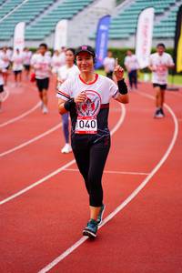 BIB: 040
                            <button type="button" onclick="openModal(5939614)" class="btn btn-primary btn-sm float-right btn-popup" data-toggle="modal" data-target=".modal-high-quality">
                        <i class="fas fa-shopping-cart"></i> Add to Cart
                    </button>
                                            <button type="button" onclick="isThisMe(5939614, true)" class="btn btn-success btn-sm float-right btn-popup btn-isme hidden" data-toggle="tooltip" data-placement="bottom" title="นี่คือรูปของคุณใช่ไหม คลิกที่นี่เพื่อเอาเข้าอัลบั้ม">
                        <i class="fas fa-plus"></i> Add to album
                    </button>
                    <button type="button" onclick="isThisMe(5939614, false)" class="btn btn-warning btn-sm float-right btn-popup btn-isnotme hidden">
                        <i class="fas fa-ban"></i> Remove from album
                    </button>