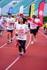 BIB: 3028, 3432, 2267
                            <button type="button" onclick="openModal(5916882)" class="btn btn-primary btn-sm float-right btn-popup" data-toggle="modal" data-target=".modal-high-quality">
                        <i class="fas fa-shopping-cart"></i> Add to Cart
                    </button>
                                            <button type="button" onclick="isThisMe(5916882, true)" class="btn btn-success btn-sm float-right btn-popup btn-isme hidden" data-toggle="tooltip" data-placement="bottom" title="นี่คือรูปของคุณใช่ไหม คลิกที่นี่เพื่อเอาเข้าอัลบั้ม">
                        <i class="fas fa-plus"></i> Add to album
                    </button>
                    <button type="button" onclick="isThisMe(5916882, false)" class="btn btn-warning btn-sm float-right btn-popup btn-isnotme hidden">
                        <i class="fas fa-ban"></i> Remove from album
                    </button>