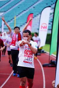 BIB: 1483
                            <button type="button" onclick="openModal(5922127)" class="btn btn-primary btn-sm float-right btn-popup" data-toggle="modal" data-target=".modal-high-quality">
                        <i class="fas fa-shopping-cart"></i> Add to Cart
                    </button>
                                            <button type="button" onclick="isThisMe(5922127, true)" class="btn btn-success btn-sm float-right btn-popup btn-isme hidden" data-toggle="tooltip" data-placement="bottom" title="นี่คือรูปของคุณใช่ไหม คลิกที่นี่เพื่อเอาเข้าอัลบั้ม">
                        <i class="fas fa-plus"></i> Add to album
                    </button>
                    <button type="button" onclick="isThisMe(5922127, false)" class="btn btn-warning btn-sm float-right btn-popup btn-isnotme hidden">
                        <i class="fas fa-ban"></i> Remove from album
                    </button>