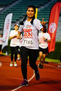 BIB: 2019, 7165
                            <button type="button" onclick="openModal(5901728)" class="btn btn-primary btn-sm float-right btn-popup" data-toggle="modal" data-target=".modal-high-quality">
                        <i class="fas fa-shopping-cart"></i> Add to Cart
                    </button>
                                            <button type="button" onclick="isThisMe(5901728, true)" class="btn btn-success btn-sm float-right btn-popup btn-isme hidden" data-toggle="tooltip" data-placement="bottom" title="นี่คือรูปของคุณใช่ไหม คลิกที่นี่เพื่อเอาเข้าอัลบั้ม">
                        <i class="fas fa-plus"></i> Add to album
                    </button>
                    <button type="button" onclick="isThisMe(5901728, false)" class="btn btn-warning btn-sm float-right btn-popup btn-isnotme hidden">
                        <i class="fas fa-ban"></i> Remove from album
                    </button>