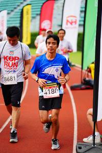 BIB: 8681, 4180
                            <button type="button" onclick="openModal(5942098)" class="btn btn-primary btn-sm float-right btn-popup" data-toggle="modal" data-target=".modal-high-quality">
                        <i class="fas fa-shopping-cart"></i> Add to Cart
                    </button>
                                            <button type="button" onclick="isThisMe(5942098, true)" class="btn btn-success btn-sm float-right btn-popup btn-isme hidden" data-toggle="tooltip" data-placement="bottom" title="นี่คือรูปของคุณใช่ไหม คลิกที่นี่เพื่อเอาเข้าอัลบั้ม">
                        <i class="fas fa-plus"></i> Add to album
                    </button>
                    <button type="button" onclick="isThisMe(5942098, false)" class="btn btn-warning btn-sm float-right btn-popup btn-isnotme hidden">
                        <i class="fas fa-ban"></i> Remove from album
                    </button>