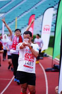 BIB: 1483
                            <button type="button" onclick="openModal(5922138)" class="btn btn-primary btn-sm float-right btn-popup" data-toggle="modal" data-target=".modal-high-quality">
                        <i class="fas fa-shopping-cart"></i> Add to Cart
                    </button>
                                            <button type="button" onclick="isThisMe(5922138, true)" class="btn btn-success btn-sm float-right btn-popup btn-isme hidden" data-toggle="tooltip" data-placement="bottom" title="นี่คือรูปของคุณใช่ไหม คลิกที่นี่เพื่อเอาเข้าอัลบั้ม">
                        <i class="fas fa-plus"></i> Add to album
                    </button>
                    <button type="button" onclick="isThisMe(5922138, false)" class="btn btn-warning btn-sm float-right btn-popup btn-isnotme hidden">
                        <i class="fas fa-ban"></i> Remove from album
                    </button>