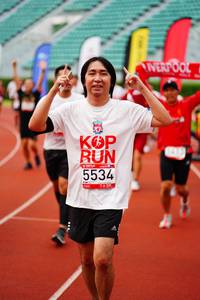 BIB: 5534
                            <button type="button" onclick="openModal(5940160)" class="btn btn-primary btn-sm float-right btn-popup" data-toggle="modal" data-target=".modal-high-quality">
                        <i class="fas fa-shopping-cart"></i> Add to Cart
                    </button>
                                            <button type="button" onclick="isThisMe(5940160, true)" class="btn btn-success btn-sm float-right btn-popup btn-isme hidden" data-toggle="tooltip" data-placement="bottom" title="นี่คือรูปของคุณใช่ไหม คลิกที่นี่เพื่อเอาเข้าอัลบั้ม">
                        <i class="fas fa-plus"></i> Add to album
                    </button>
                    <button type="button" onclick="isThisMe(5940160, false)" class="btn btn-warning btn-sm float-right btn-popup btn-isnotme hidden">
                        <i class="fas fa-ban"></i> Remove from album
                    </button>