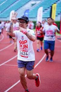 BIB: 1624, 019
                            <button type="button" onclick="openModal(5921220)" class="btn btn-primary btn-sm float-right btn-popup" data-toggle="modal" data-target=".modal-high-quality">
                        <i class="fas fa-shopping-cart"></i> Add to Cart
                    </button>
                                            <button type="button" onclick="isThisMe(5921220, true)" class="btn btn-success btn-sm float-right btn-popup btn-isme hidden" data-toggle="tooltip" data-placement="bottom" title="นี่คือรูปของคุณใช่ไหม คลิกที่นี่เพื่อเอาเข้าอัลบั้ม">
                        <i class="fas fa-plus"></i> Add to album
                    </button>
                    <button type="button" onclick="isThisMe(5921220, false)" class="btn btn-warning btn-sm float-right btn-popup btn-isnotme hidden">
                        <i class="fas fa-ban"></i> Remove from album
                    </button>