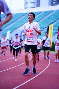 BIB: 201, 1606
                            <button type="button" onclick="openModal(5910110)" class="btn btn-primary btn-sm float-right btn-popup" data-toggle="modal" data-target=".modal-high-quality">
                        <i class="fas fa-shopping-cart"></i> Add to Cart
                    </button>
                                            <button type="button" onclick="isThisMe(5910110, true)" class="btn btn-success btn-sm float-right btn-popup btn-isme hidden" data-toggle="tooltip" data-placement="bottom" title="นี่คือรูปของคุณใช่ไหม คลิกที่นี่เพื่อเอาเข้าอัลบั้ม">
                        <i class="fas fa-plus"></i> Add to album
                    </button>
                    <button type="button" onclick="isThisMe(5910110, false)" class="btn btn-warning btn-sm float-right btn-popup btn-isnotme hidden">
                        <i class="fas fa-ban"></i> Remove from album
                    </button>