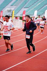 BIB: 3599, 8087
                            <button type="button" onclick="openModal(5920156)" class="btn btn-primary btn-sm float-right btn-popup" data-toggle="modal" data-target=".modal-high-quality">
                        <i class="fas fa-shopping-cart"></i> Add to Cart
                    </button>
                                            <button type="button" onclick="isThisMe(5920156, true)" class="btn btn-success btn-sm float-right btn-popup btn-isme hidden" data-toggle="tooltip" data-placement="bottom" title="นี่คือรูปของคุณใช่ไหม คลิกที่นี่เพื่อเอาเข้าอัลบั้ม">
                        <i class="fas fa-plus"></i> Add to album
                    </button>
                    <button type="button" onclick="isThisMe(5920156, false)" class="btn btn-warning btn-sm float-right btn-popup btn-isnotme hidden">
                        <i class="fas fa-ban"></i> Remove from album
                    </button>