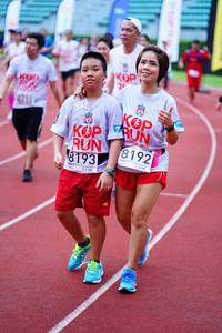 BIB: 8192, 8193, 201
                            <button type="button" onclick="openModal(5909272)" class="btn btn-primary btn-sm float-right btn-popup" data-toggle="modal" data-target=".modal-high-quality">
                        <i class="fas fa-shopping-cart"></i> Add to Cart
                    </button>
                                            <button type="button" onclick="isThisMe(5909272, true)" class="btn btn-success btn-sm float-right btn-popup btn-isme hidden" data-toggle="tooltip" data-placement="bottom" title="นี่คือรูปของคุณใช่ไหม คลิกที่นี่เพื่อเอาเข้าอัลบั้ม">
                        <i class="fas fa-plus"></i> Add to album
                    </button>
                    <button type="button" onclick="isThisMe(5909272, false)" class="btn btn-warning btn-sm float-right btn-popup btn-isnotme hidden">
                        <i class="fas fa-ban"></i> Remove from album
                    </button>