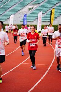 BIB: 1204, 4956
                            <button type="button" onclick="openModal(5940891)" class="btn btn-primary btn-sm float-right btn-popup" data-toggle="modal" data-target=".modal-high-quality">
                        <i class="fas fa-shopping-cart"></i> Add to Cart
                    </button>
                                            <button type="button" onclick="isThisMe(5940891, true)" class="btn btn-success btn-sm float-right btn-popup btn-isme hidden" data-toggle="tooltip" data-placement="bottom" title="นี่คือรูปของคุณใช่ไหม คลิกที่นี่เพื่อเอาเข้าอัลบั้ม">
                        <i class="fas fa-plus"></i> Add to album
                    </button>
                    <button type="button" onclick="isThisMe(5940891, false)" class="btn btn-warning btn-sm float-right btn-popup btn-isnotme hidden">
                        <i class="fas fa-ban"></i> Remove from album
                    </button>