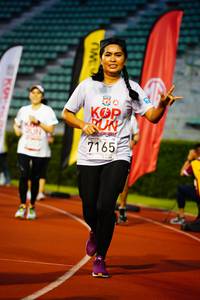 BIB: 2015, 7165
                            <button type="button" onclick="openModal(5901714)" class="btn btn-primary btn-sm float-right btn-popup" data-toggle="modal" data-target=".modal-high-quality">
                        <i class="fas fa-shopping-cart"></i> Add to Cart
                    </button>
                                            <button type="button" onclick="isThisMe(5901714, true)" class="btn btn-success btn-sm float-right btn-popup btn-isme hidden" data-toggle="tooltip" data-placement="bottom" title="นี่คือรูปของคุณใช่ไหม คลิกที่นี่เพื่อเอาเข้าอัลบั้ม">
                        <i class="fas fa-plus"></i> Add to album
                    </button>
                    <button type="button" onclick="isThisMe(5901714, false)" class="btn btn-warning btn-sm float-right btn-popup btn-isnotme hidden">
                        <i class="fas fa-ban"></i> Remove from album
                    </button>