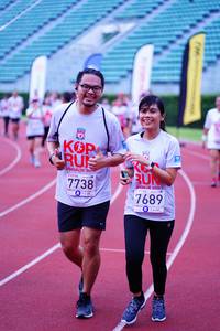 BIB: 7738, 2010, 7689
                            <button type="button" onclick="openModal(5911190)" class="btn btn-primary btn-sm float-right btn-popup" data-toggle="modal" data-target=".modal-high-quality">
                        <i class="fas fa-shopping-cart"></i> Add to Cart
                    </button>
                                            <button type="button" onclick="isThisMe(5911190, true)" class="btn btn-success btn-sm float-right btn-popup btn-isme hidden" data-toggle="tooltip" data-placement="bottom" title="นี่คือรูปของคุณใช่ไหม คลิกที่นี่เพื่อเอาเข้าอัลบั้ม">
                        <i class="fas fa-plus"></i> Add to album
                    </button>
                    <button type="button" onclick="isThisMe(5911190, false)" class="btn btn-warning btn-sm float-right btn-popup btn-isnotme hidden">
                        <i class="fas fa-ban"></i> Remove from album
                    </button>