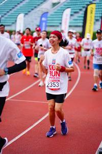 BIB: 2019, 2353
                            <button type="button" onclick="openModal(5921610)" class="btn btn-primary btn-sm float-right btn-popup" data-toggle="modal" data-target=".modal-high-quality">
                        <i class="fas fa-shopping-cart"></i> Add to Cart
                    </button>
                                            <button type="button" onclick="isThisMe(5921610, true)" class="btn btn-success btn-sm float-right btn-popup btn-isme hidden" data-toggle="tooltip" data-placement="bottom" title="นี่คือรูปของคุณใช่ไหม คลิกที่นี่เพื่อเอาเข้าอัลบั้ม">
                        <i class="fas fa-plus"></i> Add to album
                    </button>
                    <button type="button" onclick="isThisMe(5921610, false)" class="btn btn-warning btn-sm float-right btn-popup btn-isnotme hidden">
                        <i class="fas fa-ban"></i> Remove from album
                    </button>