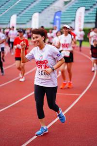 BIB: 8088
                            <button type="button" onclick="openModal(5927767)" class="btn btn-primary btn-sm float-right btn-popup" data-toggle="modal" data-target=".modal-high-quality">
                        <i class="fas fa-shopping-cart"></i> Add to Cart
                    </button>
                                            <button type="button" onclick="isThisMe(5927767, true)" class="btn btn-success btn-sm float-right btn-popup btn-isme hidden" data-toggle="tooltip" data-placement="bottom" title="นี่คือรูปของคุณใช่ไหม คลิกที่นี่เพื่อเอาเข้าอัลบั้ม">
                        <i class="fas fa-plus"></i> Add to album
                    </button>
                    <button type="button" onclick="isThisMe(5927767, false)" class="btn btn-warning btn-sm float-right btn-popup btn-isnotme hidden">
                        <i class="fas fa-ban"></i> Remove from album
                    </button>