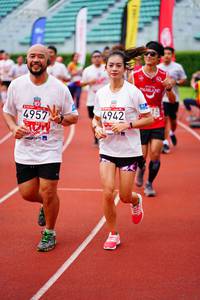 BIB: 4942, 4957
                            <button type="button" onclick="openModal(5939805)" class="btn btn-primary btn-sm float-right btn-popup" data-toggle="modal" data-target=".modal-high-quality">
                        <i class="fas fa-shopping-cart"></i> Add to Cart
                    </button>
                                            <button type="button" onclick="isThisMe(5939805, true)" class="btn btn-success btn-sm float-right btn-popup btn-isme hidden" data-toggle="tooltip" data-placement="bottom" title="นี่คือรูปของคุณใช่ไหม คลิกที่นี่เพื่อเอาเข้าอัลบั้ม">
                        <i class="fas fa-plus"></i> Add to album
                    </button>
                    <button type="button" onclick="isThisMe(5939805, false)" class="btn btn-warning btn-sm float-right btn-popup btn-isnotme hidden">
                        <i class="fas fa-ban"></i> Remove from album
                    </button>