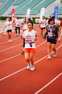 BIB: 7748, 4042
                            <button type="button" onclick="openModal(5942260)" class="btn btn-primary btn-sm float-right btn-popup" data-toggle="modal" data-target=".modal-high-quality">
                        <i class="fas fa-shopping-cart"></i> Add to Cart
                    </button>
                                            <button type="button" onclick="isThisMe(5942260, true)" class="btn btn-success btn-sm float-right btn-popup btn-isme hidden" data-toggle="tooltip" data-placement="bottom" title="นี่คือรูปของคุณใช่ไหม คลิกที่นี่เพื่อเอาเข้าอัลบั้ม">
                        <i class="fas fa-plus"></i> Add to album
                    </button>
                    <button type="button" onclick="isThisMe(5942260, false)" class="btn btn-warning btn-sm float-right btn-popup btn-isnotme hidden">
                        <i class="fas fa-ban"></i> Remove from album
                    </button>