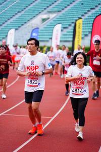 BIB: 4823, 4814
                            <button type="button" onclick="openModal(5918389)" class="btn btn-primary btn-sm float-right btn-popup" data-toggle="modal" data-target=".modal-high-quality">
                        <i class="fas fa-shopping-cart"></i> Add to Cart
                    </button>
                                            <button type="button" onclick="isThisMe(5918389, true)" class="btn btn-success btn-sm float-right btn-popup btn-isme hidden" data-toggle="tooltip" data-placement="bottom" title="นี่คือรูปของคุณใช่ไหม คลิกที่นี่เพื่อเอาเข้าอัลบั้ม">
                        <i class="fas fa-plus"></i> Add to album
                    </button>
                    <button type="button" onclick="isThisMe(5918389, false)" class="btn btn-warning btn-sm float-right btn-popup btn-isnotme hidden">
                        <i class="fas fa-ban"></i> Remove from album
                    </button>