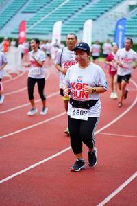 BIB: 262, 6809
                            <button type="button" onclick="openModal(5910434)" class="btn btn-primary btn-sm float-right btn-popup" data-toggle="modal" data-target=".modal-high-quality">
                        <i class="fas fa-shopping-cart"></i> Add to Cart
                    </button>
                                            <button type="button" onclick="isThisMe(5910434, true)" class="btn btn-success btn-sm float-right btn-popup btn-isme hidden" data-toggle="tooltip" data-placement="bottom" title="นี่คือรูปของคุณใช่ไหม คลิกที่นี่เพื่อเอาเข้าอัลบั้ม">
                        <i class="fas fa-plus"></i> Add to album
                    </button>
                    <button type="button" onclick="isThisMe(5910434, false)" class="btn btn-warning btn-sm float-right btn-popup btn-isnotme hidden">
                        <i class="fas fa-ban"></i> Remove from album
                    </button>