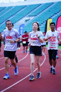 BIB: 795, 7953, 3804
                            <button type="button" onclick="openModal(5907960)" class="btn btn-primary btn-sm float-right btn-popup" data-toggle="modal" data-target=".modal-high-quality">
                        <i class="fas fa-shopping-cart"></i> Add to Cart
                    </button>
                                            <button type="button" onclick="isThisMe(5907960, true)" class="btn btn-success btn-sm float-right btn-popup btn-isme hidden" data-toggle="tooltip" data-placement="bottom" title="นี่คือรูปของคุณใช่ไหม คลิกที่นี่เพื่อเอาเข้าอัลบั้ม">
                        <i class="fas fa-plus"></i> Add to album
                    </button>
                    <button type="button" onclick="isThisMe(5907960, false)" class="btn btn-warning btn-sm float-right btn-popup btn-isnotme hidden">
                        <i class="fas fa-ban"></i> Remove from album
                    </button>