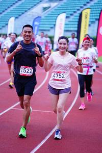 BIB: 135, 1522, 4752
                            <button type="button" onclick="openModal(5917206)" class="btn btn-primary btn-sm float-right btn-popup" data-toggle="modal" data-target=".modal-high-quality">
                        <i class="fas fa-shopping-cart"></i> Add to Cart
                    </button>
                                            <button type="button" onclick="isThisMe(5917206, true)" class="btn btn-success btn-sm float-right btn-popup btn-isme hidden" data-toggle="tooltip" data-placement="bottom" title="นี่คือรูปของคุณใช่ไหม คลิกที่นี่เพื่อเอาเข้าอัลบั้ม">
                        <i class="fas fa-plus"></i> Add to album
                    </button>
                    <button type="button" onclick="isThisMe(5917206, false)" class="btn btn-warning btn-sm float-right btn-popup btn-isnotme hidden">
                        <i class="fas fa-ban"></i> Remove from album
                    </button>