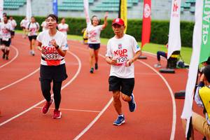 BIB: 3339, 930
                            <button type="button" onclick="openModal(5947146)" class="btn btn-primary btn-sm float-right btn-popup" data-toggle="modal" data-target=".modal-high-quality">
                        <i class="fas fa-shopping-cart"></i> Add to Cart
                    </button>
                                            <button type="button" onclick="isThisMe(5947146, true)" class="btn btn-success btn-sm float-right btn-popup btn-isme hidden" data-toggle="tooltip" data-placement="bottom" title="นี่คือรูปของคุณใช่ไหม คลิกที่นี่เพื่อเอาเข้าอัลบั้ม">
                        <i class="fas fa-plus"></i> Add to album
                    </button>
                    <button type="button" onclick="isThisMe(5947146, false)" class="btn btn-warning btn-sm float-right btn-popup btn-isnotme hidden">
                        <i class="fas fa-ban"></i> Remove from album
                    </button>