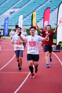 BIB: 2026, 6810
                            <button type="button" onclick="openModal(5912128)" class="btn btn-primary btn-sm float-right btn-popup" data-toggle="modal" data-target=".modal-high-quality">
                        <i class="fas fa-shopping-cart"></i> Add to Cart
                    </button>
                                            <button type="button" onclick="isThisMe(5912128, true)" class="btn btn-success btn-sm float-right btn-popup btn-isme hidden" data-toggle="tooltip" data-placement="bottom" title="นี่คือรูปของคุณใช่ไหม คลิกที่นี่เพื่อเอาเข้าอัลบั้ม">
                        <i class="fas fa-plus"></i> Add to album
                    </button>
                    <button type="button" onclick="isThisMe(5912128, false)" class="btn btn-warning btn-sm float-right btn-popup btn-isnotme hidden">
                        <i class="fas fa-ban"></i> Remove from album
                    </button>