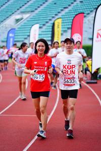 BIB: 015, 5633
                            <button type="button" onclick="openModal(5913390)" class="btn btn-primary btn-sm float-right btn-popup" data-toggle="modal" data-target=".modal-high-quality">
                        <i class="fas fa-shopping-cart"></i> Add to Cart
                    </button>
                                            <button type="button" onclick="isThisMe(5913390, true)" class="btn btn-success btn-sm float-right btn-popup btn-isme hidden" data-toggle="tooltip" data-placement="bottom" title="นี่คือรูปของคุณใช่ไหม คลิกที่นี่เพื่อเอาเข้าอัลบั้ม">
                        <i class="fas fa-plus"></i> Add to album
                    </button>
                    <button type="button" onclick="isThisMe(5913390, false)" class="btn btn-warning btn-sm float-right btn-popup btn-isnotme hidden">
                        <i class="fas fa-ban"></i> Remove from album
                    </button>