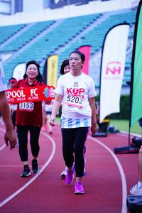 BIB: 5202, 3153
                            <button type="button" onclick="openModal(5906265)" class="btn btn-primary btn-sm float-right btn-popup" data-toggle="modal" data-target=".modal-high-quality">
                        <i class="fas fa-shopping-cart"></i> Add to Cart
                    </button>
                                            <button type="button" onclick="isThisMe(5906265, true)" class="btn btn-success btn-sm float-right btn-popup btn-isme hidden" data-toggle="tooltip" data-placement="bottom" title="นี่คือรูปของคุณใช่ไหม คลิกที่นี่เพื่อเอาเข้าอัลบั้ม">
                        <i class="fas fa-plus"></i> Add to album
                    </button>
                    <button type="button" onclick="isThisMe(5906265, false)" class="btn btn-warning btn-sm float-right btn-popup btn-isnotme hidden">
                        <i class="fas fa-ban"></i> Remove from album
                    </button>