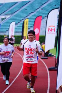 BIB: 203, 4187, 6515
                            <button type="button" onclick="openModal(5914886)" class="btn btn-primary btn-sm float-right btn-popup" data-toggle="modal" data-target=".modal-high-quality">
                        <i class="fas fa-shopping-cart"></i> Add to Cart
                    </button>
                                            <button type="button" onclick="isThisMe(5914886, true)" class="btn btn-success btn-sm float-right btn-popup btn-isme hidden" data-toggle="tooltip" data-placement="bottom" title="นี่คือรูปของคุณใช่ไหม คลิกที่นี่เพื่อเอาเข้าอัลบั้ม">
                        <i class="fas fa-plus"></i> Add to album
                    </button>
                    <button type="button" onclick="isThisMe(5914886, false)" class="btn btn-warning btn-sm float-right btn-popup btn-isnotme hidden">
                        <i class="fas fa-ban"></i> Remove from album
                    </button>