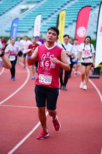 BIB: 4288
                            <button type="button" onclick="openModal(5924765)" class="btn btn-primary btn-sm float-right btn-popup" data-toggle="modal" data-target=".modal-high-quality">
                        <i class="fas fa-shopping-cart"></i> Add to Cart
                    </button>
                                            <button type="button" onclick="isThisMe(5924765, true)" class="btn btn-success btn-sm float-right btn-popup btn-isme hidden" data-toggle="tooltip" data-placement="bottom" title="นี่คือรูปของคุณใช่ไหม คลิกที่นี่เพื่อเอาเข้าอัลบั้ม">
                        <i class="fas fa-plus"></i> Add to album
                    </button>
                    <button type="button" onclick="isThisMe(5924765, false)" class="btn btn-warning btn-sm float-right btn-popup btn-isnotme hidden">
                        <i class="fas fa-ban"></i> Remove from album
                    </button>