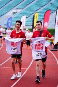 BIB: 100313, 6442, 2018, 6256
                            <button type="button" onclick="openModal(5915968)" class="btn btn-primary btn-sm float-right btn-popup" data-toggle="modal" data-target=".modal-high-quality">
                        <i class="fas fa-shopping-cart"></i> Add to Cart
                    </button>
                                            <button type="button" onclick="isThisMe(5915968, true)" class="btn btn-success btn-sm float-right btn-popup btn-isme hidden" data-toggle="tooltip" data-placement="bottom" title="นี่คือรูปของคุณใช่ไหม คลิกที่นี่เพื่อเอาเข้าอัลบั้ม">
                        <i class="fas fa-plus"></i> Add to album
                    </button>
                    <button type="button" onclick="isThisMe(5915968, false)" class="btn btn-warning btn-sm float-right btn-popup btn-isnotme hidden">
                        <i class="fas fa-ban"></i> Remove from album
                    </button>