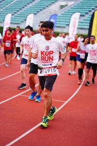 BIB: 2010, 4915
                            <button type="button" onclick="openModal(5926327)" class="btn btn-primary btn-sm float-right btn-popup" data-toggle="modal" data-target=".modal-high-quality">
                        <i class="fas fa-shopping-cart"></i> Add to Cart
                    </button>
                                            <button type="button" onclick="isThisMe(5926327, true)" class="btn btn-success btn-sm float-right btn-popup btn-isme hidden" data-toggle="tooltip" data-placement="bottom" title="นี่คือรูปของคุณใช่ไหม คลิกที่นี่เพื่อเอาเข้าอัลบั้ม">
                        <i class="fas fa-plus"></i> Add to album
                    </button>
                    <button type="button" onclick="isThisMe(5926327, false)" class="btn btn-warning btn-sm float-right btn-popup btn-isnotme hidden">
                        <i class="fas fa-ban"></i> Remove from album
                    </button>