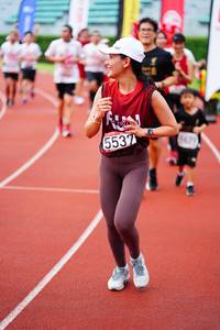 BIB: 5537
                            <button type="button" onclick="openModal(5940093)" class="btn btn-primary btn-sm float-right btn-popup" data-toggle="modal" data-target=".modal-high-quality">
                        <i class="fas fa-shopping-cart"></i> Add to Cart
                    </button>
                                            <button type="button" onclick="isThisMe(5940093, true)" class="btn btn-success btn-sm float-right btn-popup btn-isme hidden" data-toggle="tooltip" data-placement="bottom" title="นี่คือรูปของคุณใช่ไหม คลิกที่นี่เพื่อเอาเข้าอัลบั้ม">
                        <i class="fas fa-plus"></i> Add to album
                    </button>
                    <button type="button" onclick="isThisMe(5940093, false)" class="btn btn-warning btn-sm float-right btn-popup btn-isnotme hidden">
                        <i class="fas fa-ban"></i> Remove from album
                    </button>