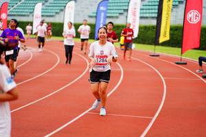 BIB: 1284
                            <button type="button" onclick="openModal(5947789)" class="btn btn-primary btn-sm float-right btn-popup" data-toggle="modal" data-target=".modal-high-quality">
                        <i class="fas fa-shopping-cart"></i> Add to Cart
                    </button>
                                            <button type="button" onclick="isThisMe(5947789, true)" class="btn btn-success btn-sm float-right btn-popup btn-isme hidden" data-toggle="tooltip" data-placement="bottom" title="นี่คือรูปของคุณใช่ไหม คลิกที่นี่เพื่อเอาเข้าอัลบั้ม">
                        <i class="fas fa-plus"></i> Add to album
                    </button>
                    <button type="button" onclick="isThisMe(5947789, false)" class="btn btn-warning btn-sm float-right btn-popup btn-isnotme hidden">
                        <i class="fas fa-ban"></i> Remove from album
                    </button>