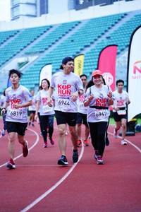 BIB: 6944, 4893, 6819, 6947
                            <button type="button" onclick="openModal(5906224)" class="btn btn-primary btn-sm float-right btn-popup" data-toggle="modal" data-target=".modal-high-quality">
                        <i class="fas fa-shopping-cart"></i> Add to Cart
                    </button>
                                            <button type="button" onclick="isThisMe(5906224, true)" class="btn btn-success btn-sm float-right btn-popup btn-isme hidden" data-toggle="tooltip" data-placement="bottom" title="นี่คือรูปของคุณใช่ไหม คลิกที่นี่เพื่อเอาเข้าอัลบั้ม">
                        <i class="fas fa-plus"></i> Add to album
                    </button>
                    <button type="button" onclick="isThisMe(5906224, false)" class="btn btn-warning btn-sm float-right btn-popup btn-isnotme hidden">
                        <i class="fas fa-ban"></i> Remove from album
                    </button>